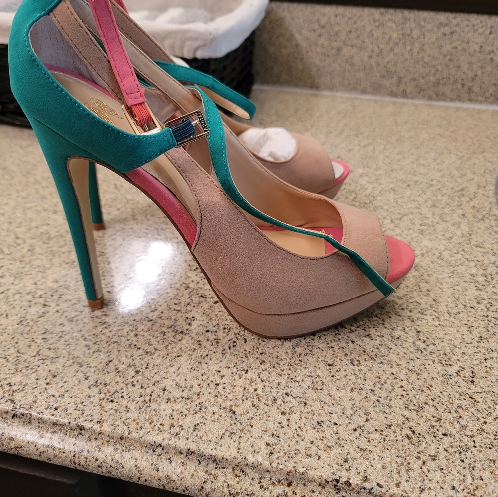 Brand new heels